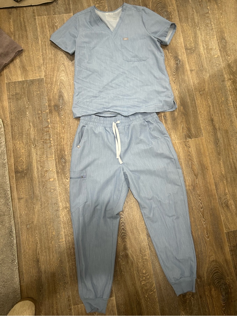 Figs Denim color scrub set. Petite large
